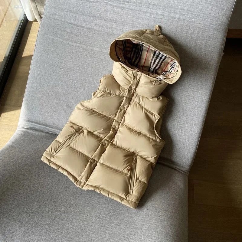 Burberry jacket 卡其色马甲